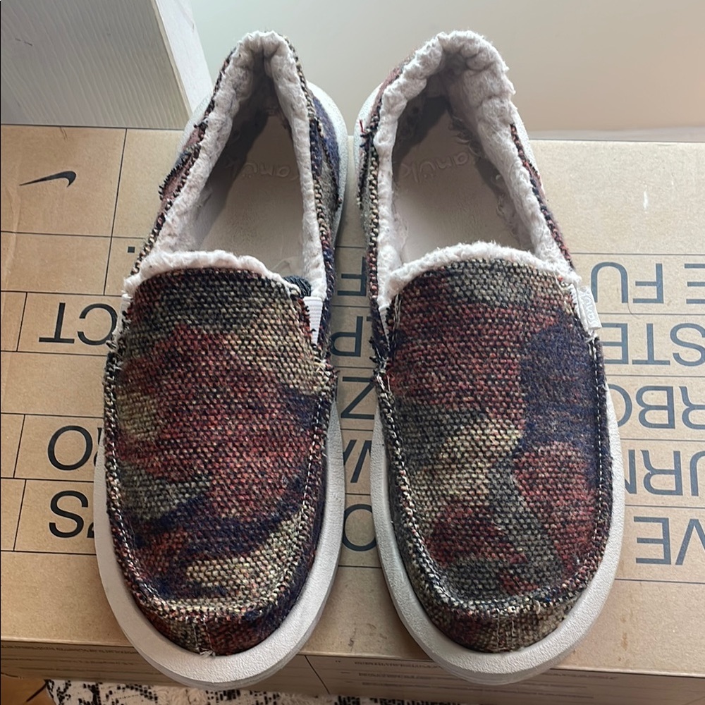 SANUKS with fuzzy inside